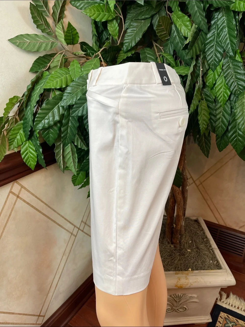 THE LIMITED WHITE 10” INSEAM SHORTS